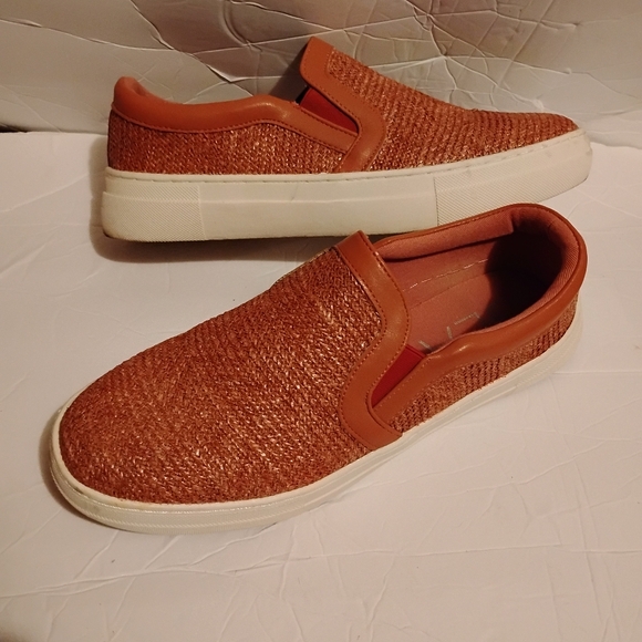 Beach by Matisse pink weave design slip-on platform sneakers - Picture 4 of 4